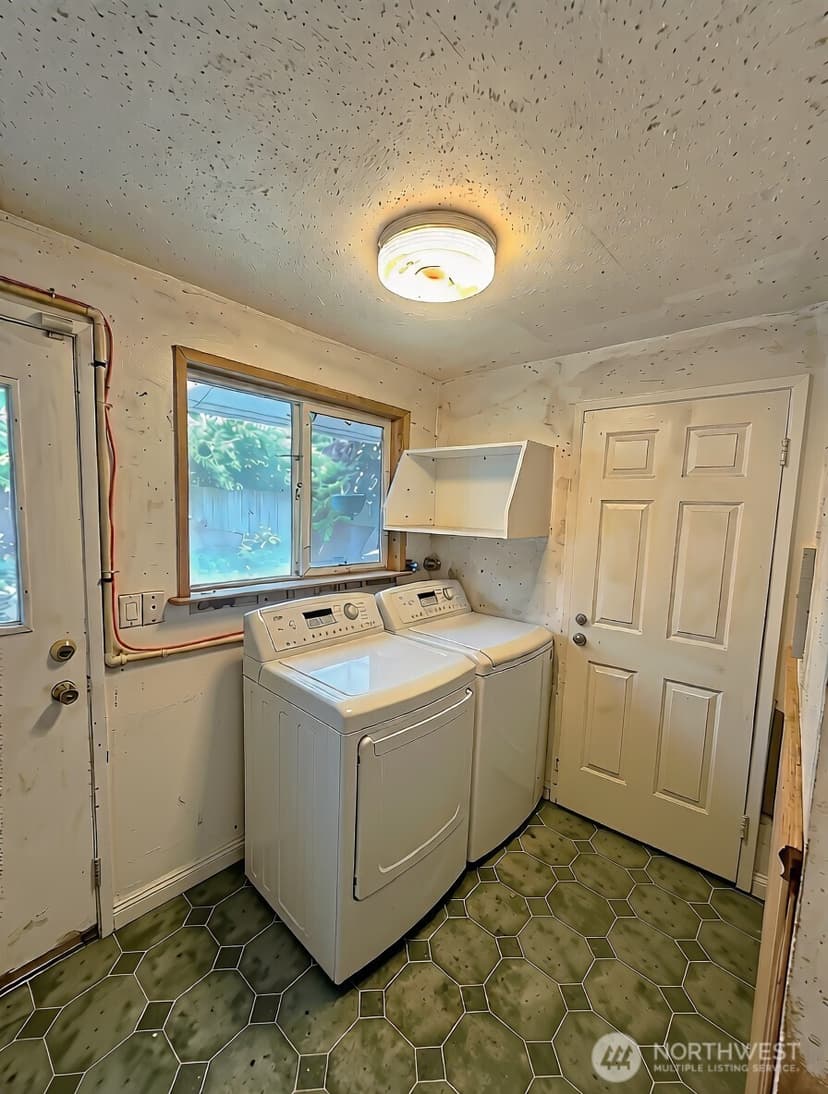 Property photo for 8116 79th Street SW, Lakewood photo 21