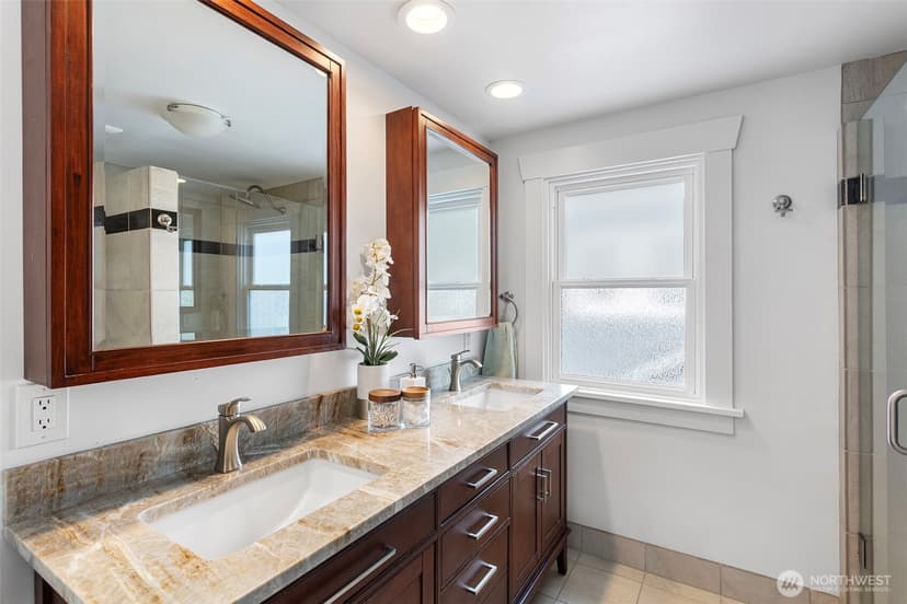 Property photo for 6228 26th Avenue NE, Seattle photo 19