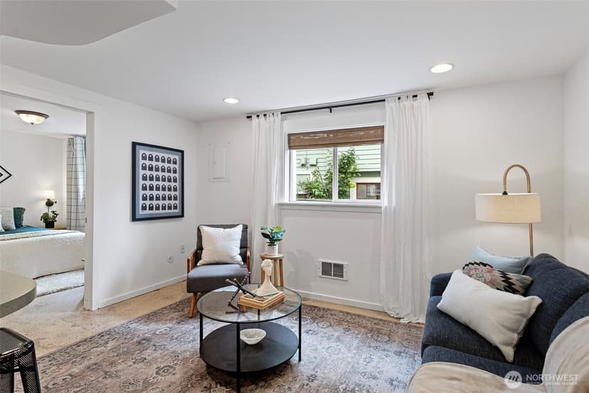 Property photo for 6228 26th Avenue NE, Seattle photo 22