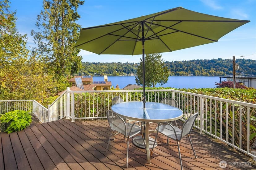 Property photo for 2604 W Lake Sammamish Parkway NE, Redmond photo 13