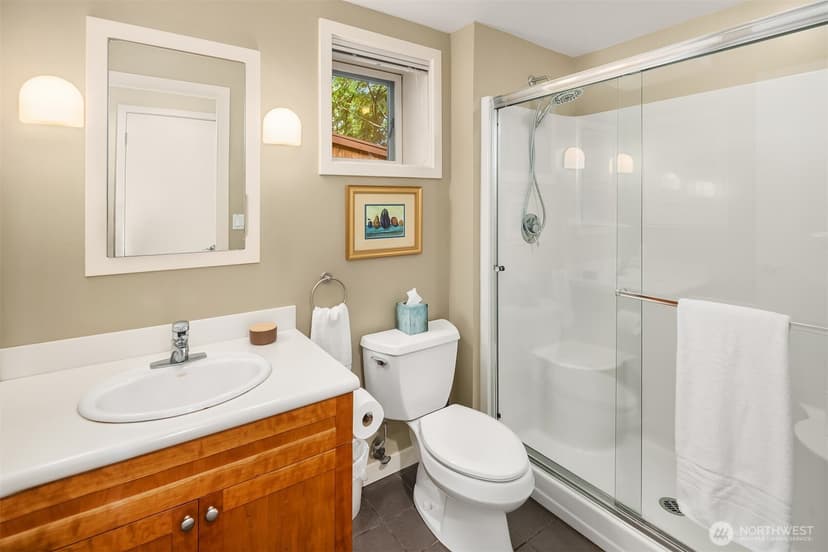 Property photo for 2604 W Lake Sammamish Parkway NE, Redmond photo 34