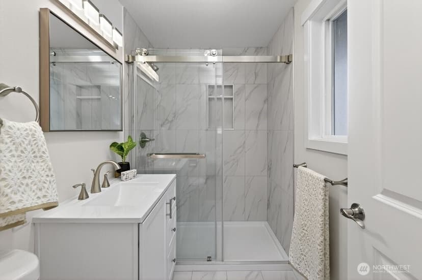 Property photo for 8004 203rd Place SW, Edmonds photo 15