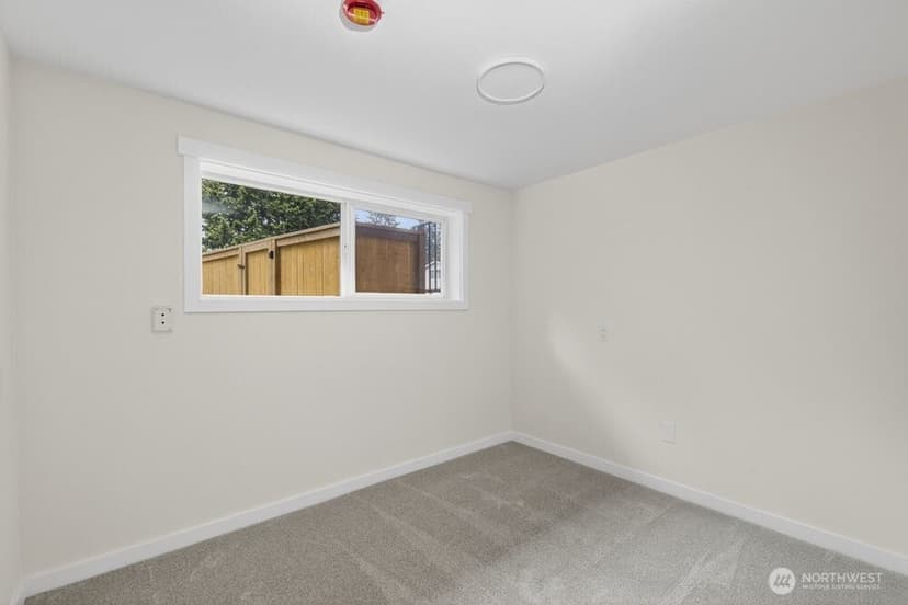 Property photo for 8004 203rd Place SW, Edmonds photo 25