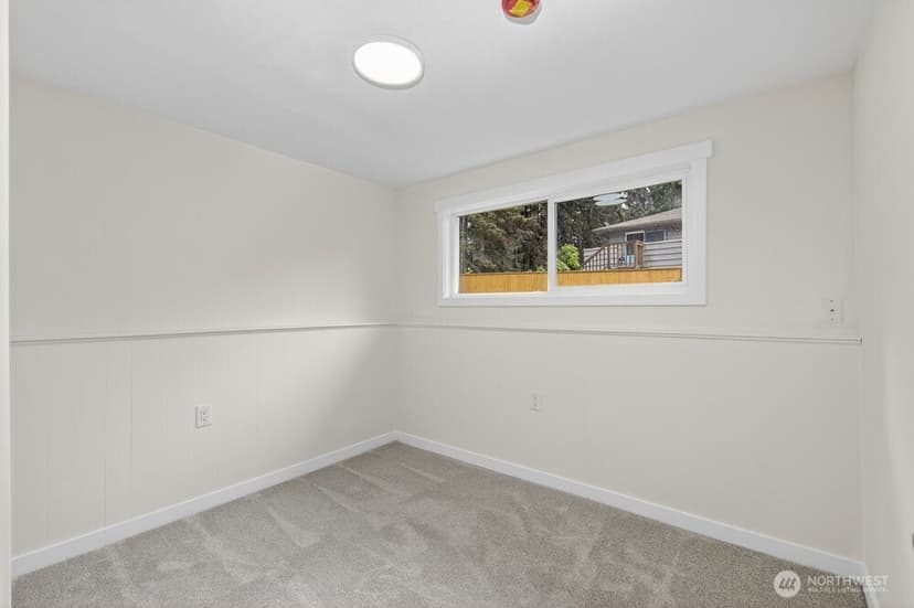 Property photo for 8004 203rd Place SW, Edmonds photo 26
