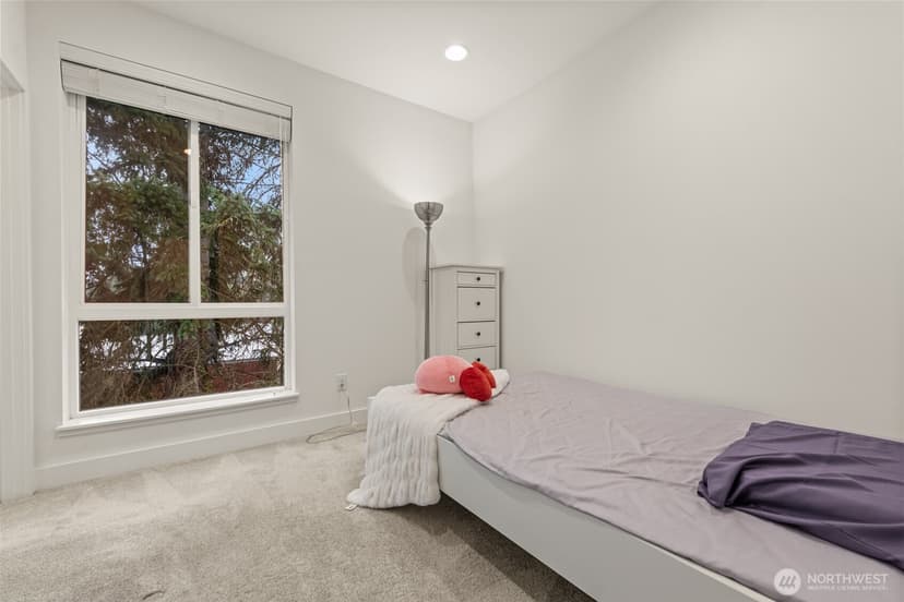 Property photo for 1118 124th Ct NE #G2, Bellevue photo 11