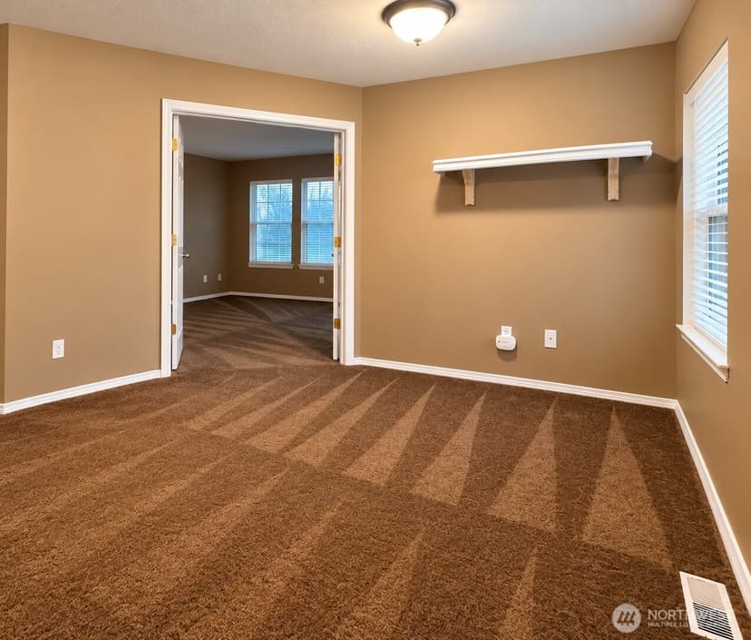 Property photo for 5300 Glenwood Avenue #M-1, Everett photo 27