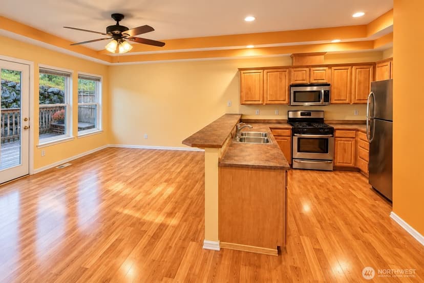 Property photo for 5300 Glenwood Avenue #M-1, Everett photo 7