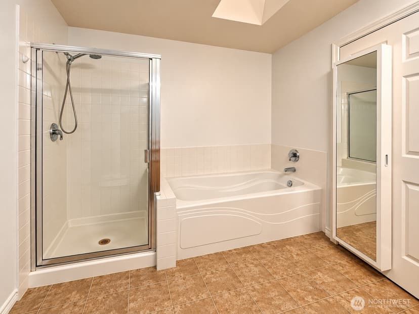 Property photo for 5300 Glenwood Avenue #M-1, Everett photo 18