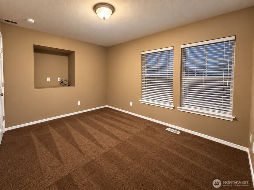 Property photo for 5300 Glenwood Avenue #M-1, Everett photo 23