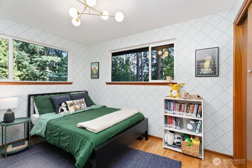 Property photo for 17210 30th Avenue NE, Lake Forest Park photo 22