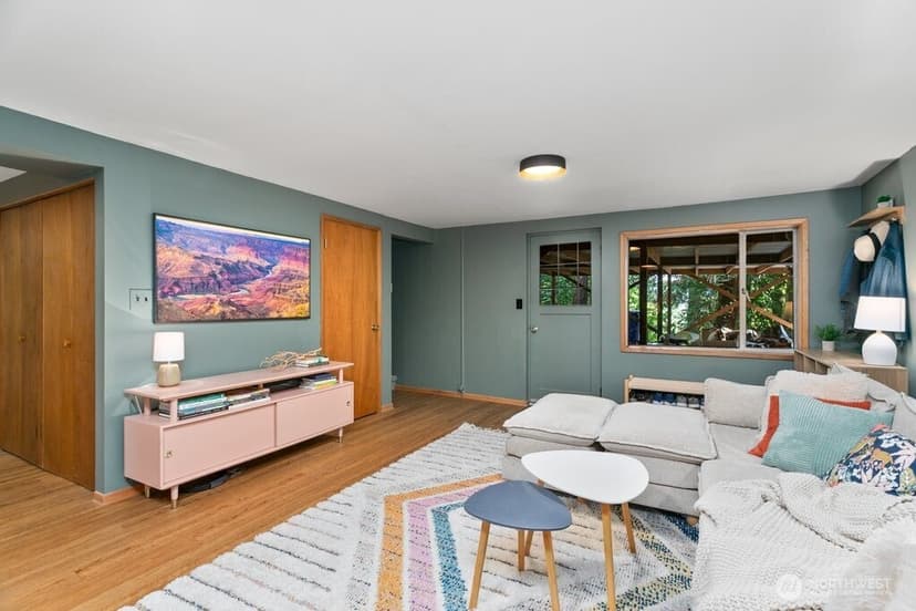Property photo for 17210 30th Avenue NE, Lake Forest Park photo 12