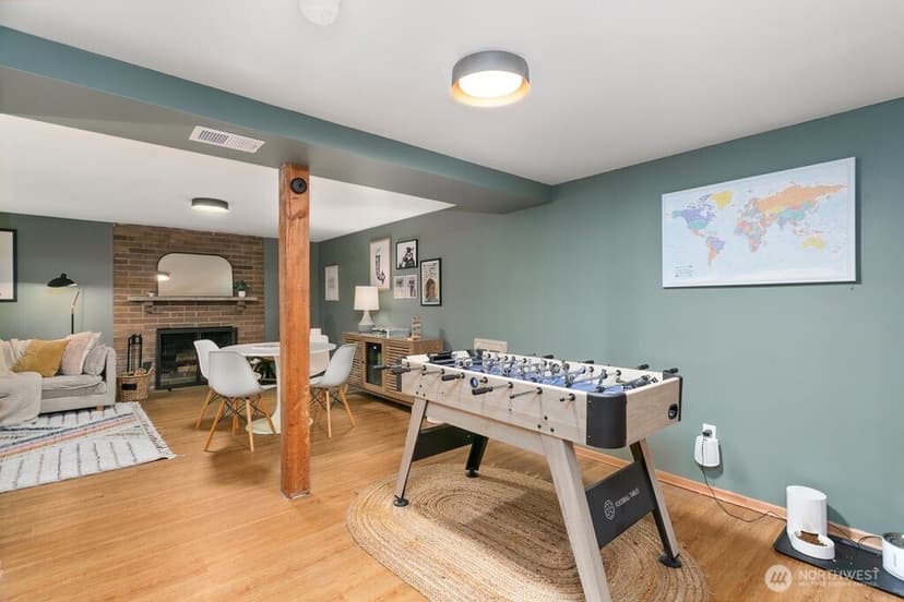 Property photo for 17210 30th Avenue NE, Lake Forest Park photo 15
