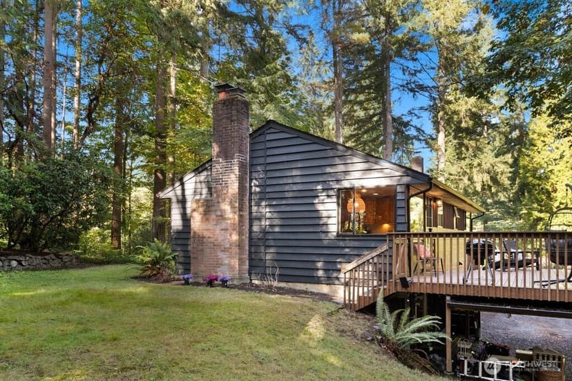 Property photo for 17210 30th Avenue NE, Lake Forest Park photo 25