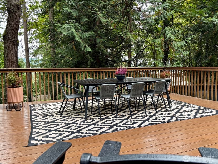 Property photo for 17210 30th Avenue NE, Lake Forest Park photo 27
