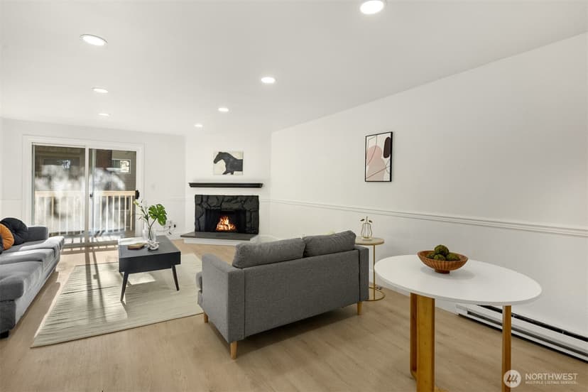 Property photo for 14527 NE 40th Street #G104, Bellevue photo 8