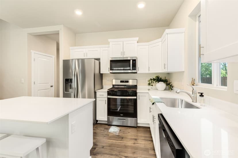 Property photo for 225 17th Drive, Snohomish photo 8