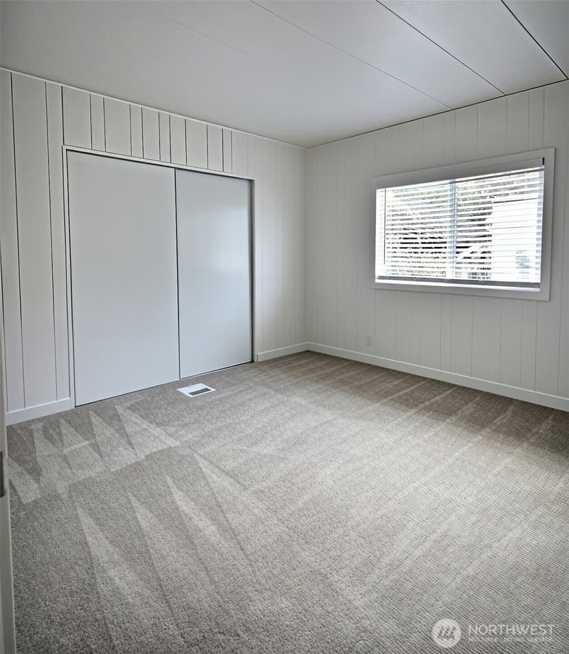 Property photo for 15401 Washington Avenue SW #3, Lakewood photo 10