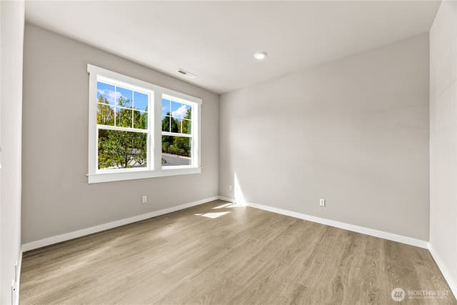 Property photo for 4999 237th Court SE #15, Issaquah photo 3