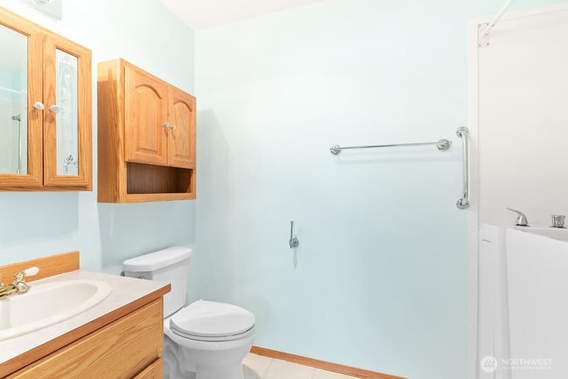 Property photo for 878 Mount Olympus Avenue SE, Ocean Shores photo 11