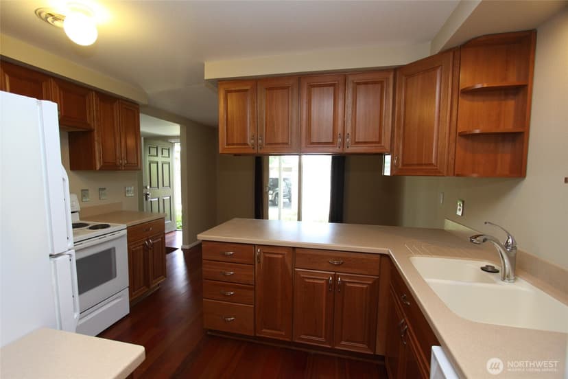 Property photo for 12004 Slater Avenue NE #F-3, Kirkland photo 3