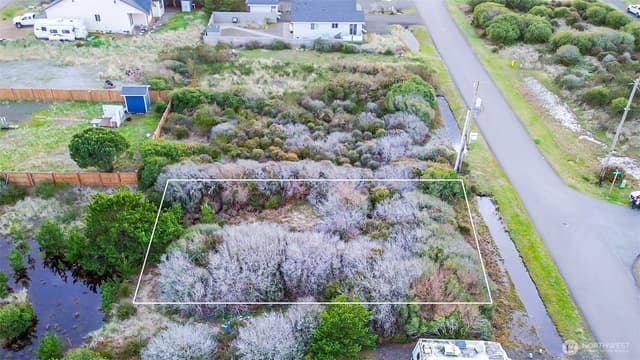 Property photo for 413 N Portal Loop SW, Ocean Shores photo 2