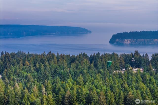 Property photo for 3413 Fox Court, Gig Harbor photo 5