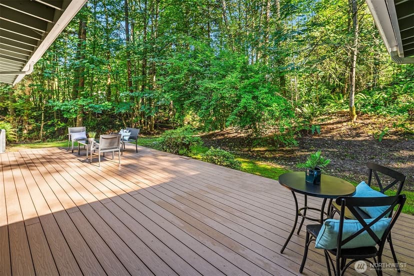 Property photo for 16616 212th Avenue NE, Woodinville photo 20