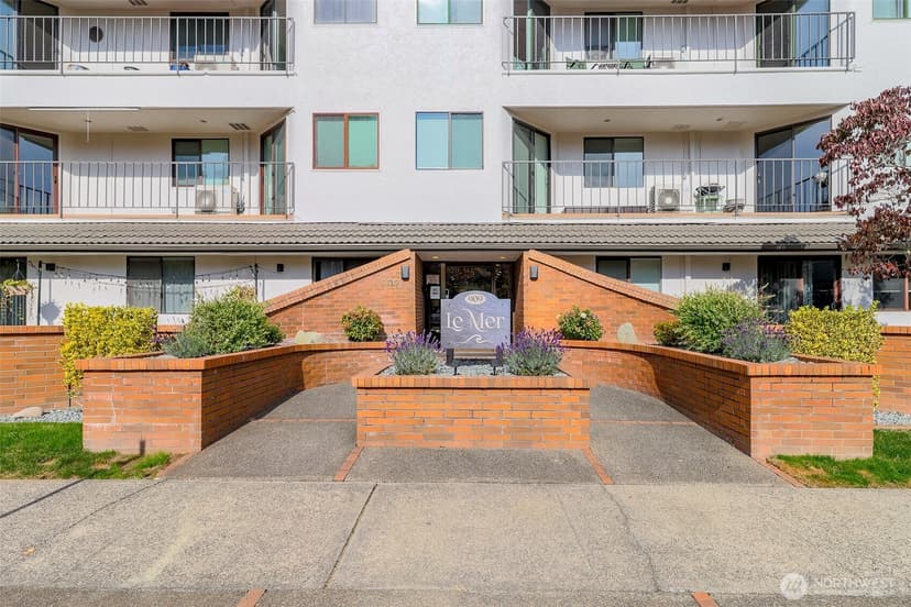 Property photo for 909 N I Street #202, Tacoma