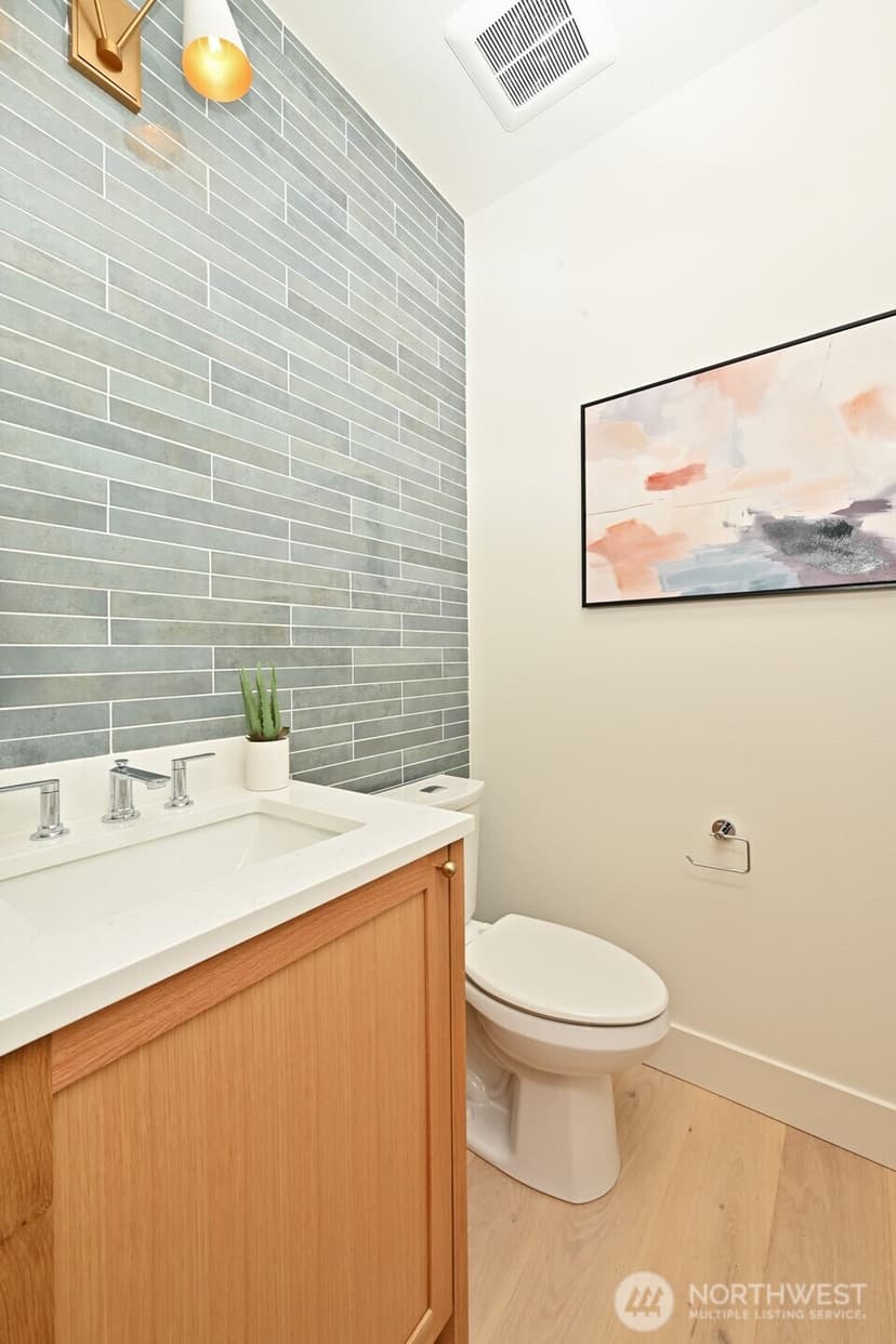 Property photo for 5620 6th Ave NW, Seattle photo 12