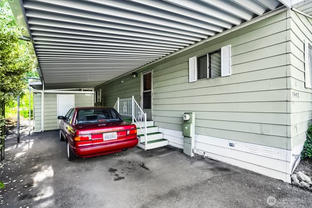Property photo for 19417 129th Avenue NE, Bothell photo 2