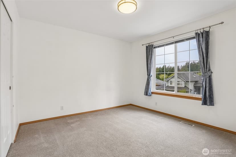 Property photo for 5818 133rd Place SW, Edmonds photo 22