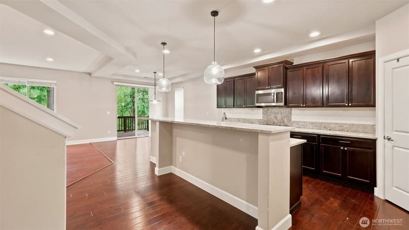 Property photo for 6706 Elaine Avenue SE, Auburn photo 8