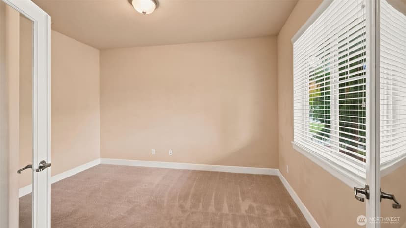 Property photo for 6706 Elaine Avenue SE, Auburn photo 12