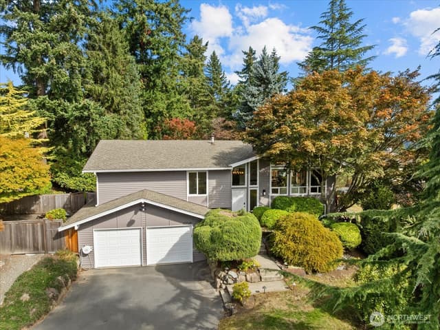 Property photo for 10728 NE 196th Street, Bothell photo 2