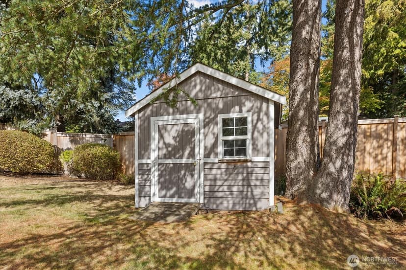 Property photo for 10728 NE 196th Street, Bothell photo 30