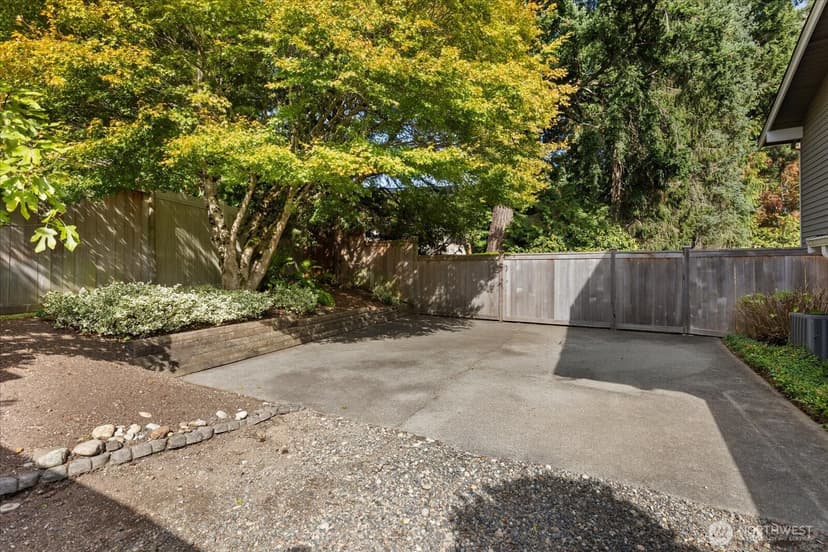 Property photo for 10728 NE 196th Street, Bothell photo 33