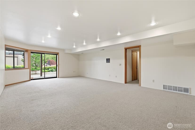 Property photo for 9520 Odin Way, Bothell photo 34