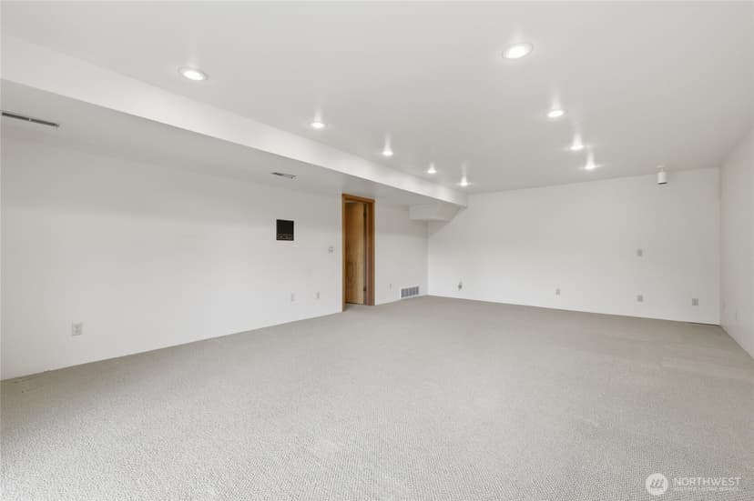 Property photo for 9520 Odin Way, Bothell photo 33