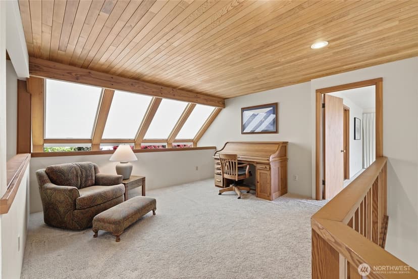 Property photo for 9520 Odin Way, Bothell photo 24