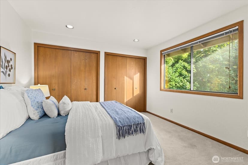 Property photo for 5530 143rd Avenue SE, Bellevue photo 17