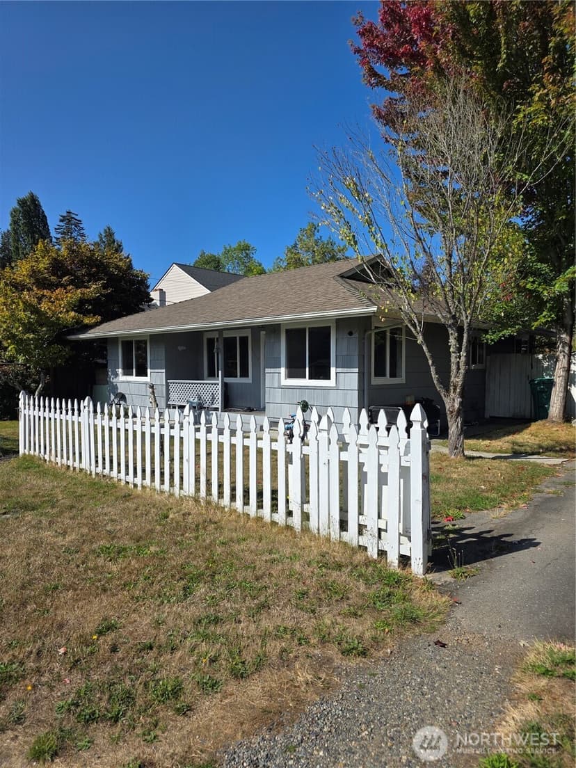 Property photo for 1750 NE 146th Street, Shoreline photo 3