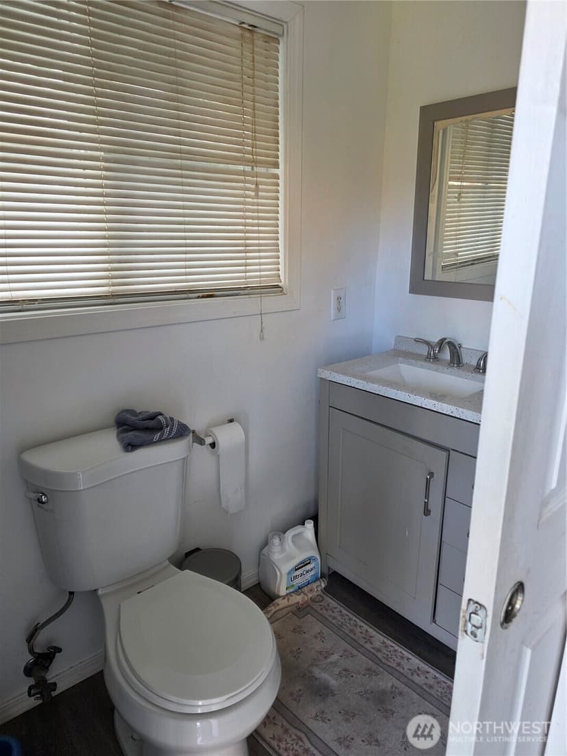 Property photo for 1750 NE 146th Street, Shoreline photo 16