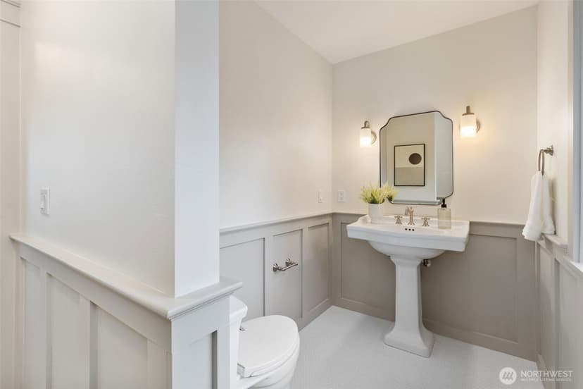 Property photo for 15194 Sunrise Drive NE, Bainbridge Island photo 33