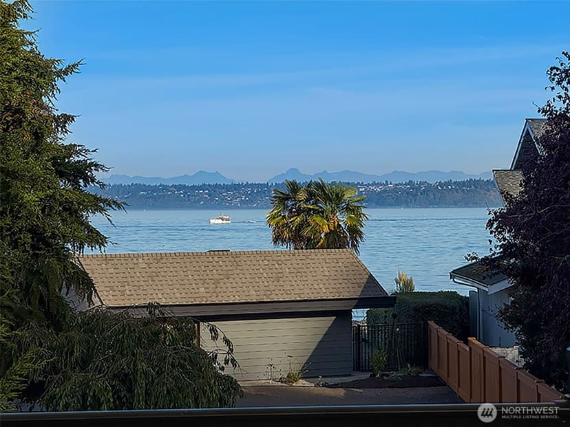 Property photo for 15194 Sunrise Drive NE, Bainbridge Island photo 18