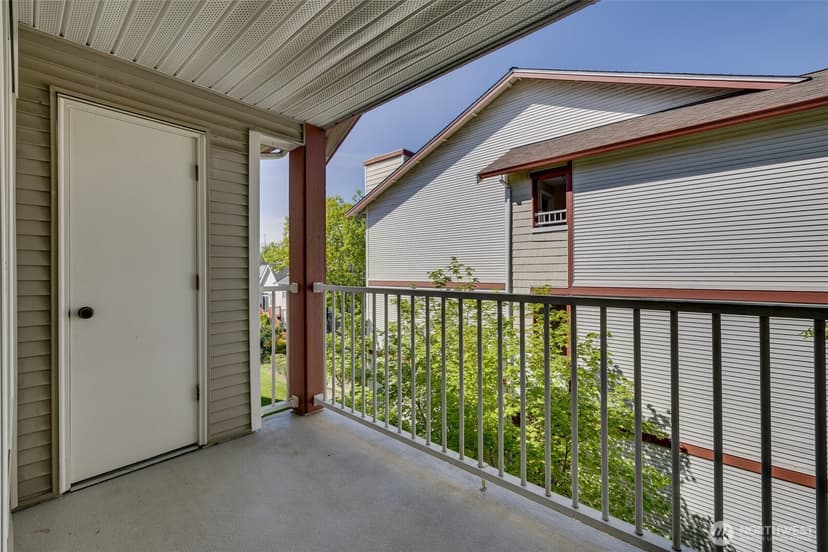 Property photo for 14819 29th Avenue W #L304, Lynnwood photo 14