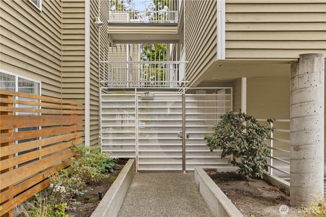 Property photo for 3420 Burke Avenue N #A103, Seattle photo 2
