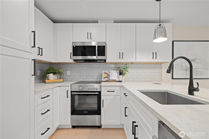 Property photo for 3420 Burke Avenue N #A103, Seattle photo 7