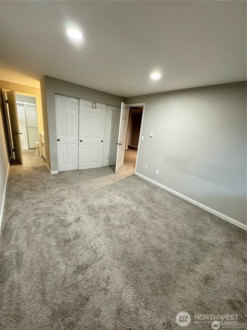 Property photo for 12607 100th Lane NE #L255, Kirkland photo 17