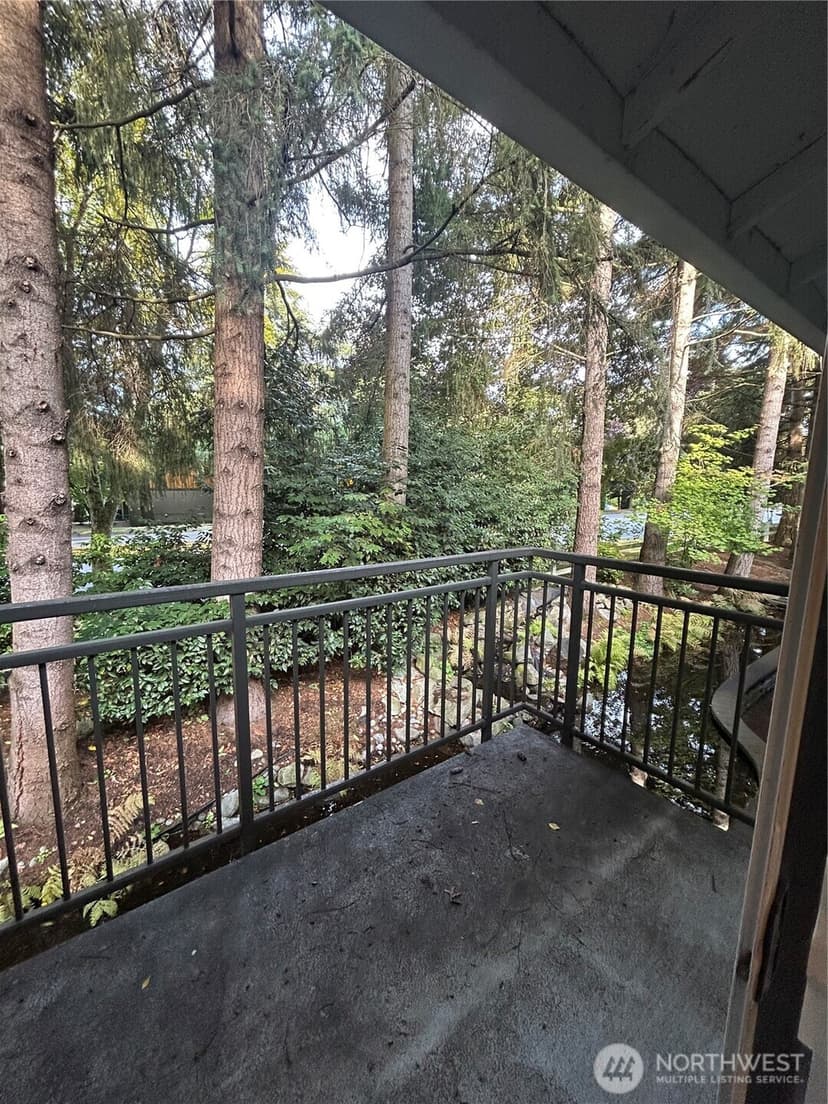 Property photo for 12607 100th Lane NE #L255, Kirkland photo 20
