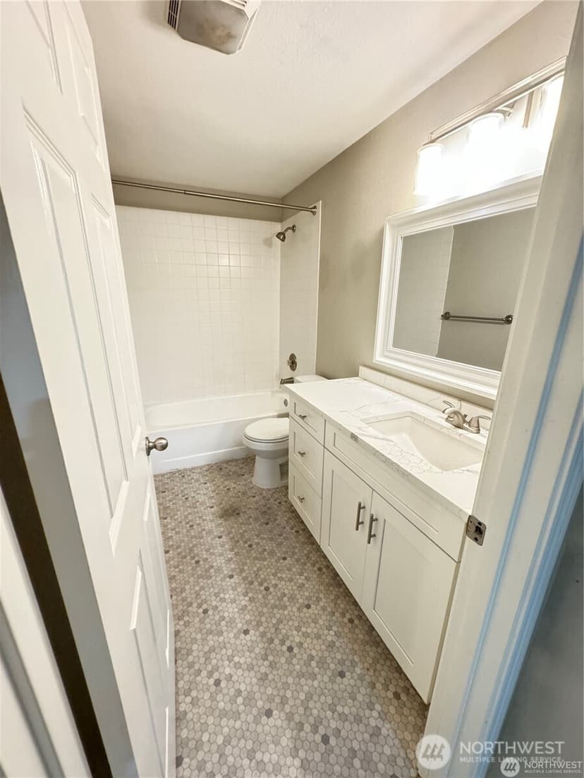 Property photo for 12607 100th Lane NE #L255, Kirkland photo 15